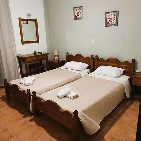Aris Seaside Issos Apartmán Agios Georgios (Corfu)