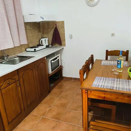 Aris Seaside Issos Beach Apartment
